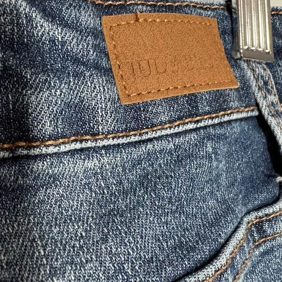 JUDY BLUE | Women Vintage Wash Blue High Waist Wide Leg Crop Denim Jean size 14W - Picture 13 of 15